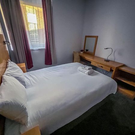 County Hall Apartment Hotel Бостън Екстериор снимка