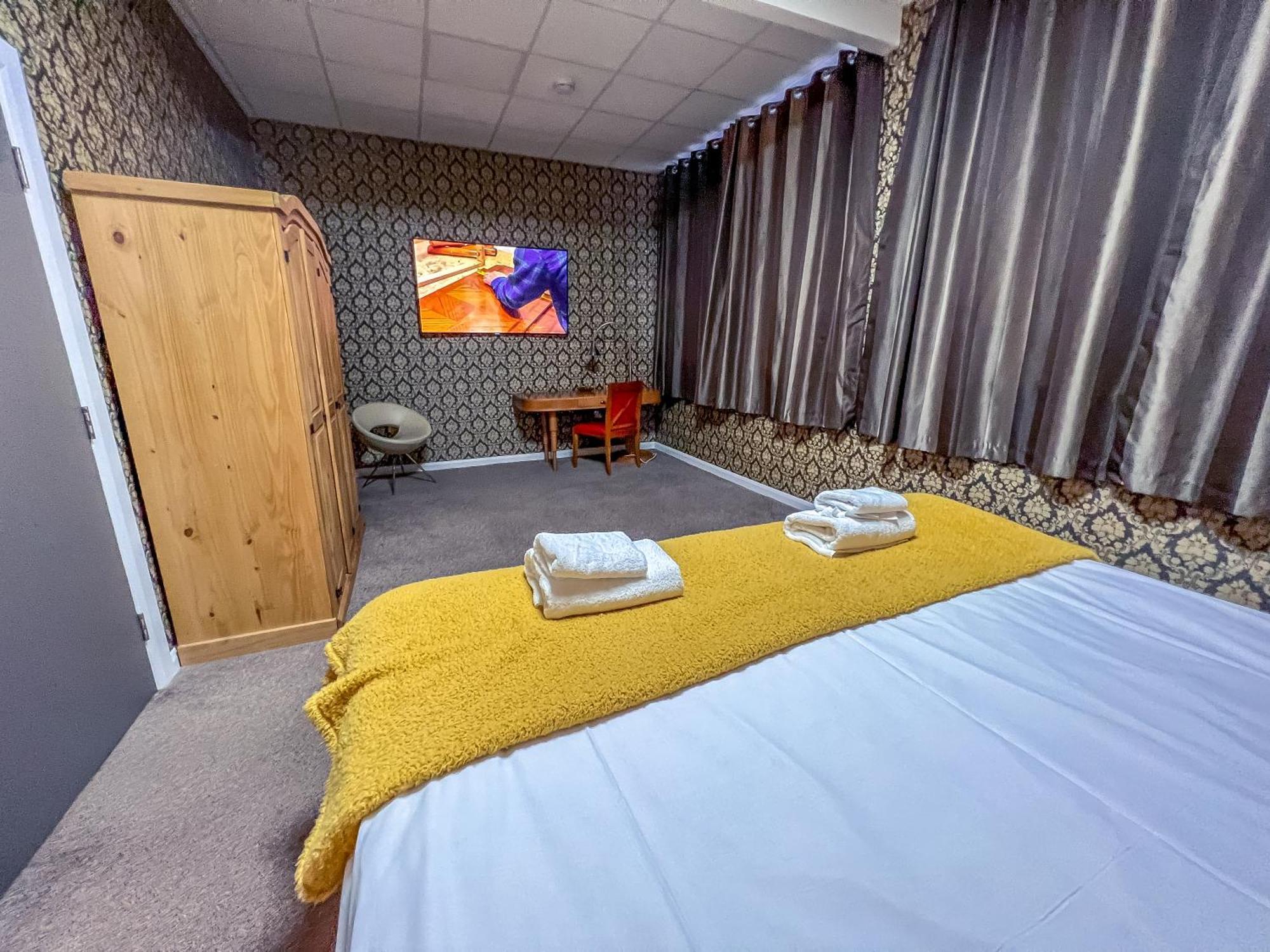 County Hall Apartment Hotel Бостън Екстериор снимка