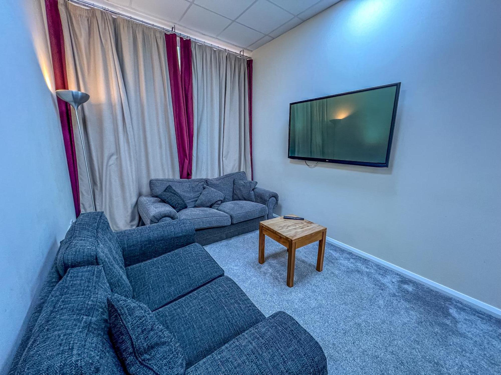 County Hall Apartment Hotel Бостън Екстериор снимка