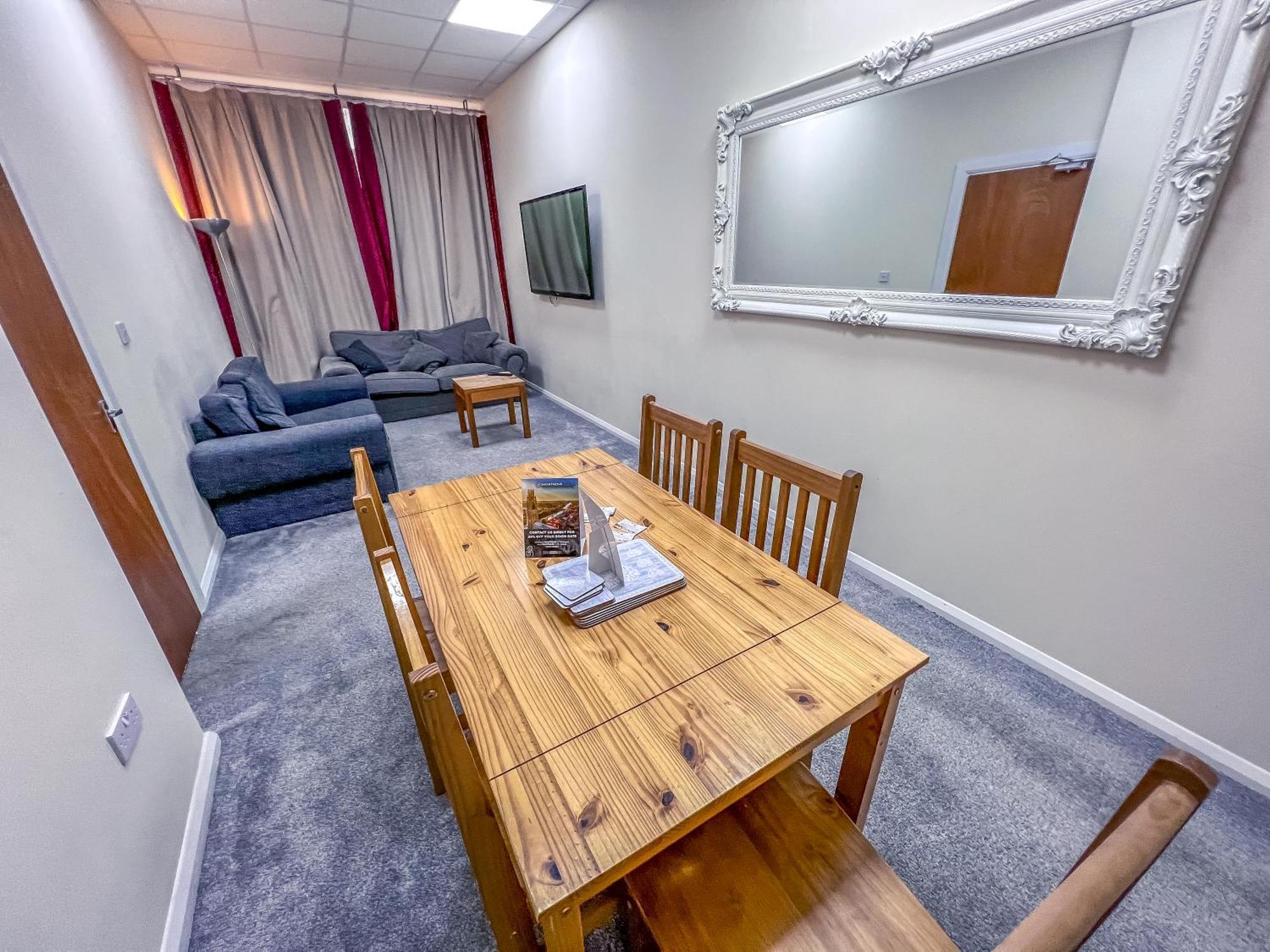 County Hall Apartment Hotel Бостън Екстериор снимка