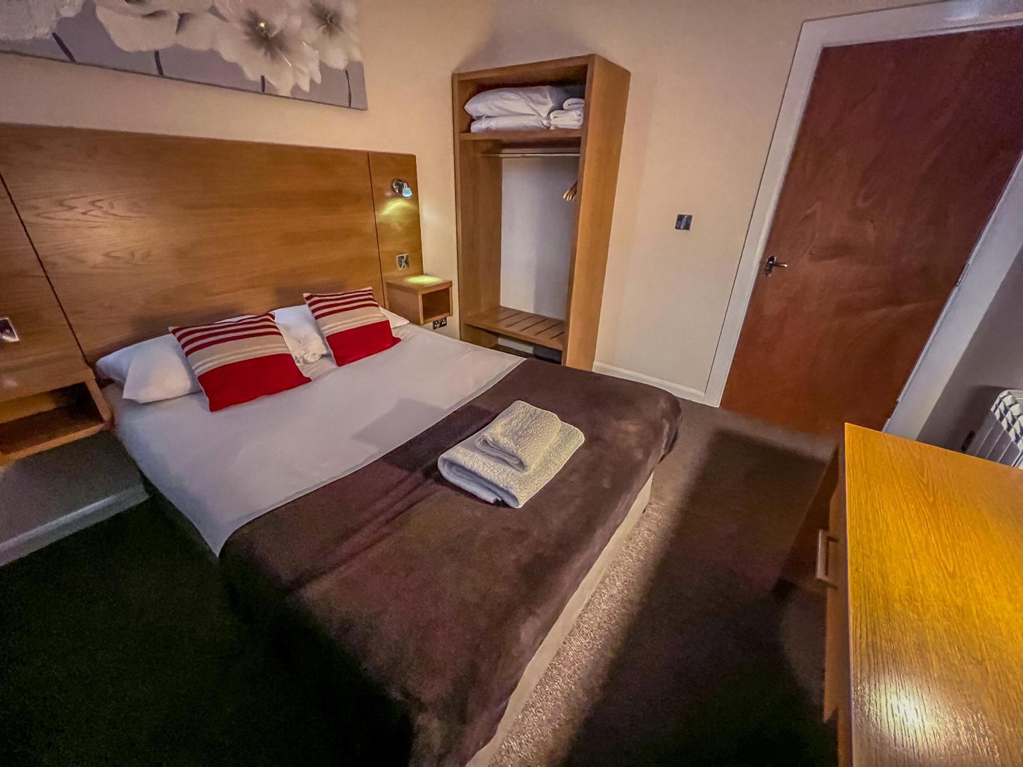 County Hall Apartment Hotel Бостън Екстериор снимка