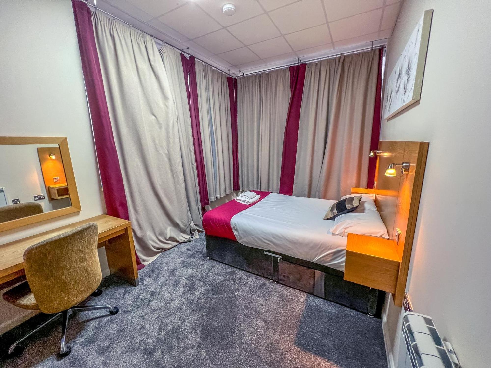 County Hall Apartment Hotel Бостън Екстериор снимка
